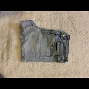Size 4 American eagle shorts
